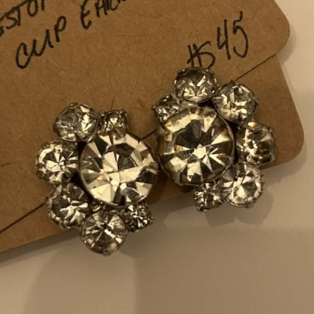 MCM Rhinestone Snowflake Brooch + Earrings Set - Picture 2 of 4